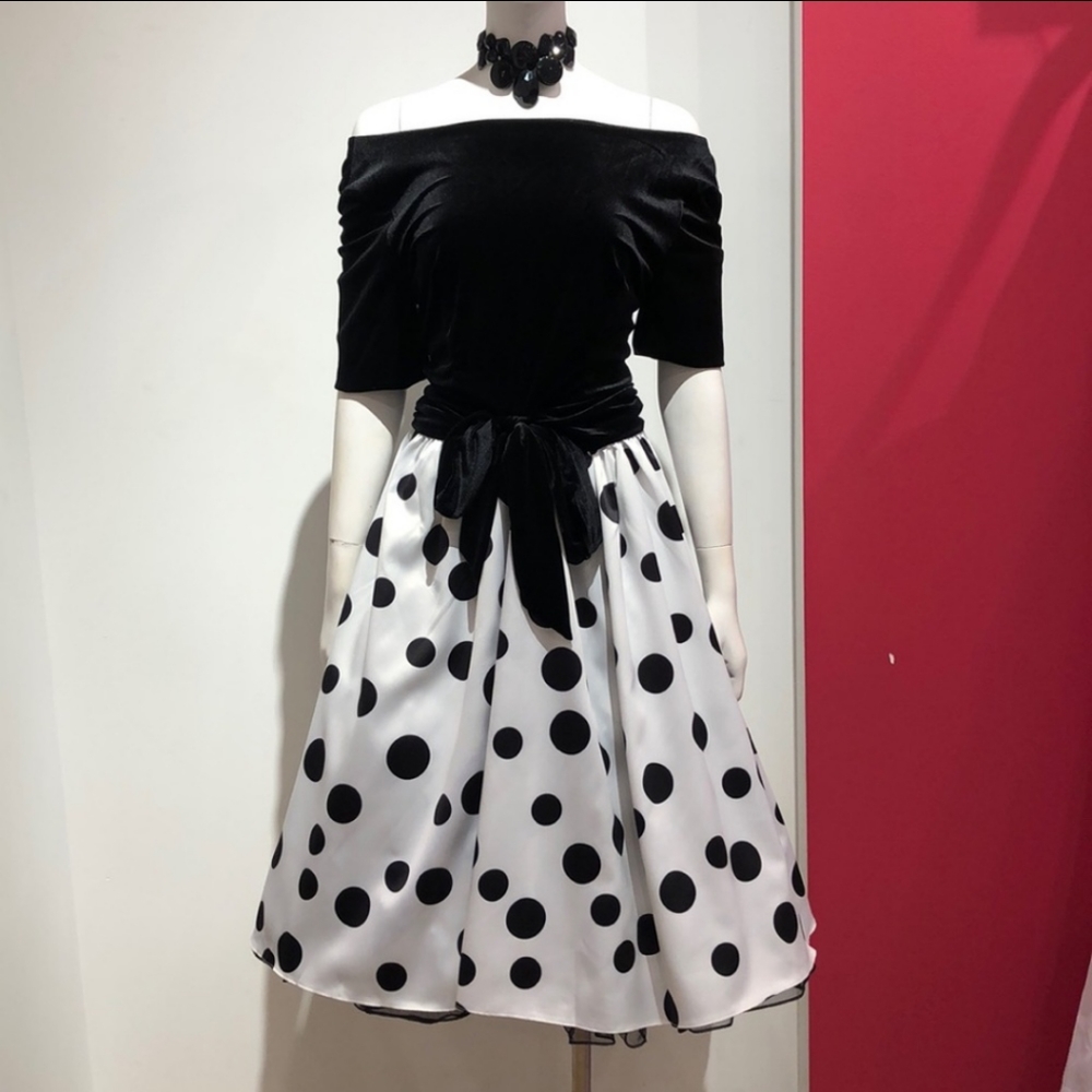 HP❣️ Polka Dot Dress Size S - Picture 4 of 8